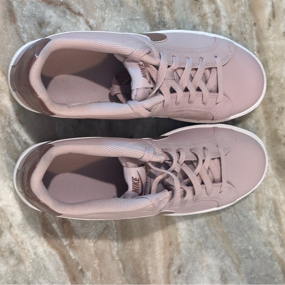 Women’s NIKE Court Royale “Smoky Mauve” leather sneakers- Size 9.5 - Picture 4 of 8